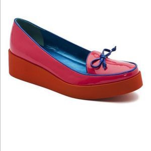 Bernardo Pink Patent Platform Loafers with Blue Trim and Orange Sole